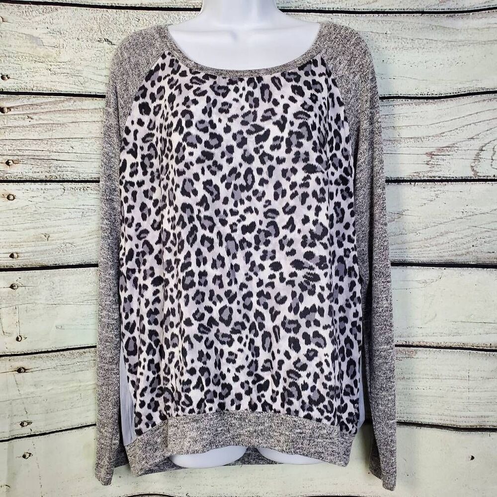 KUT from the Kloth XL Leopard Print Pullover Top Gray Raglan Sleeves Knit Hem